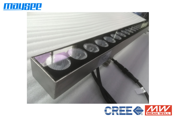 316L boîtier en acier inoxydable LED lumière linéaire RGB RGBW travail de changement de couleur près de la mer