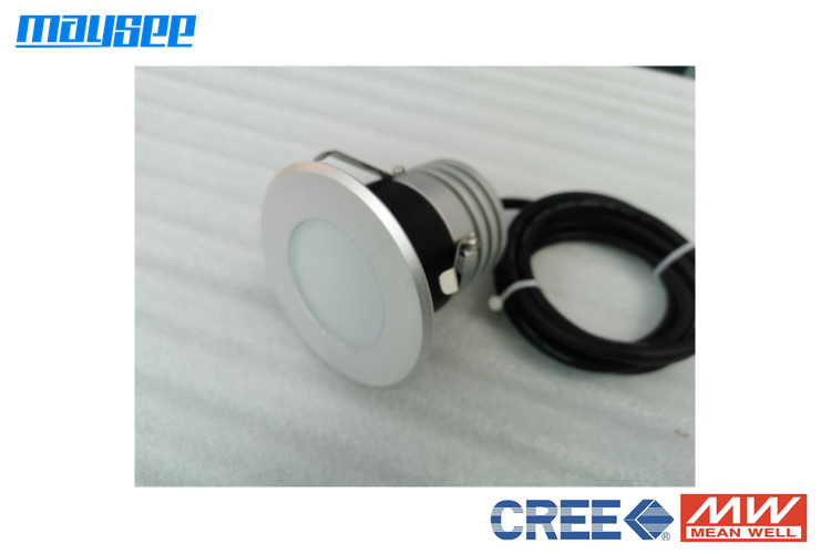 Couleur de RGBW changeant le plafonnier rond fonctionnant les degrés Max120